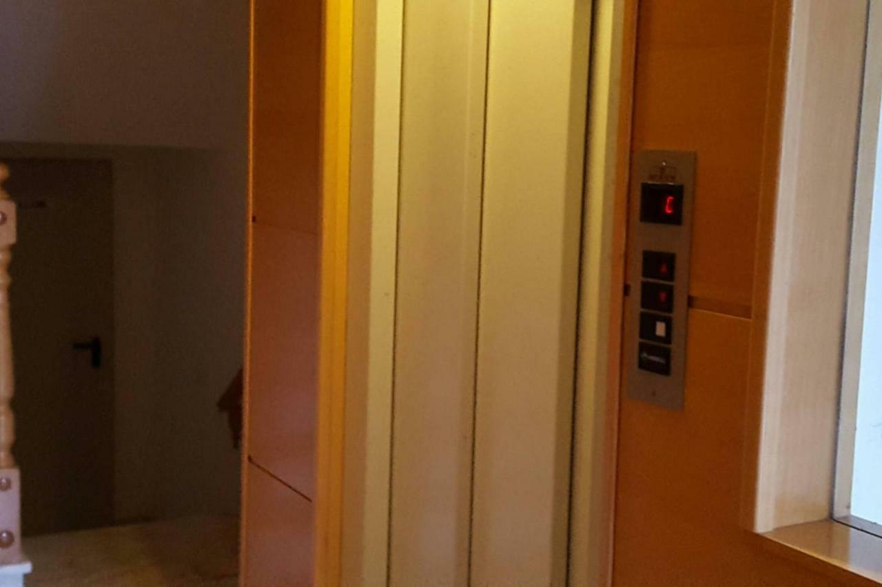 Luminoso Y Amplio Apartamento En Salou Con Piscina Lägenhet Exteriör bild