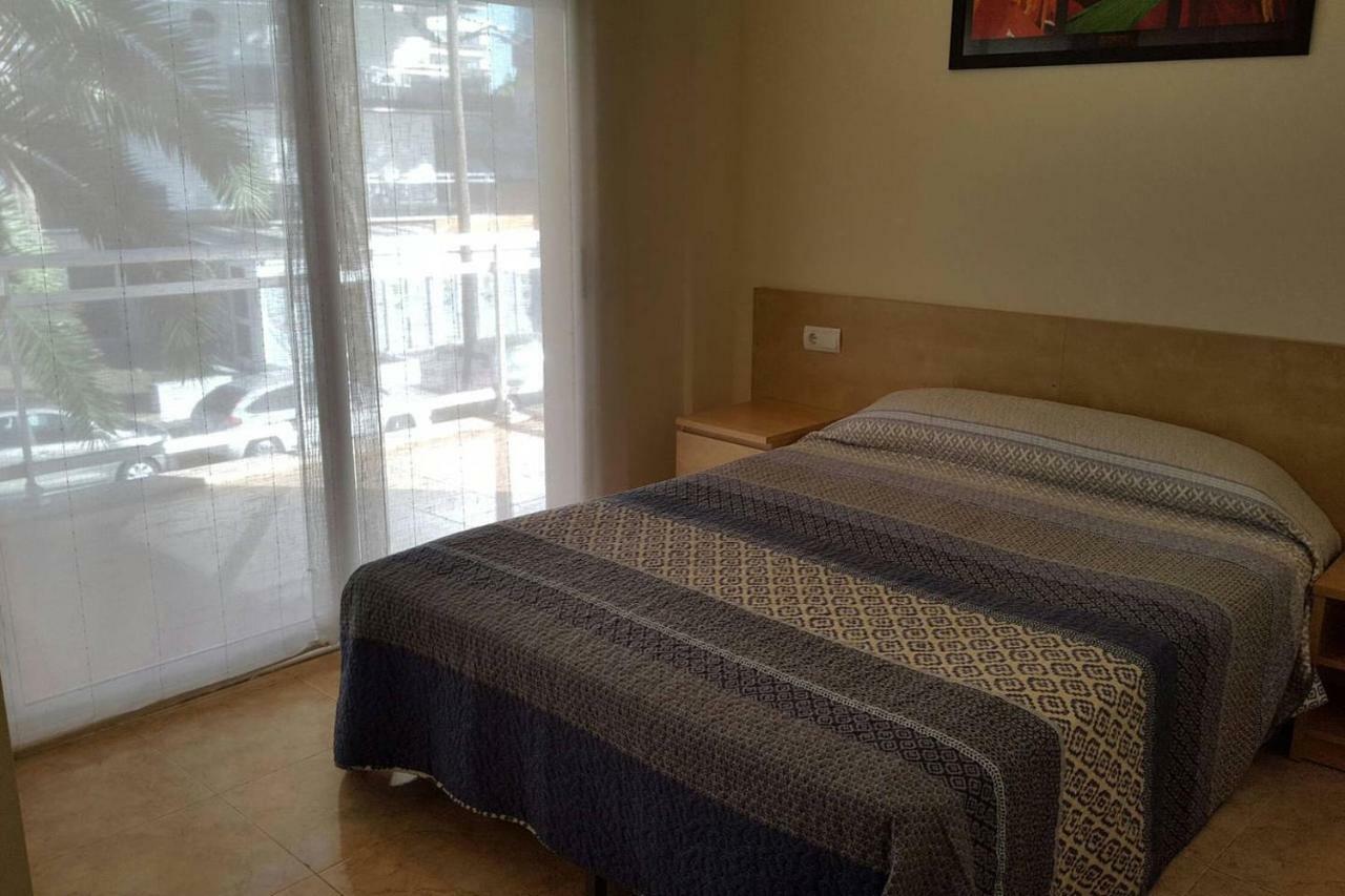 Luminoso Y Amplio Apartamento En Salou Con Piscina Lägenhet Exteriör bild