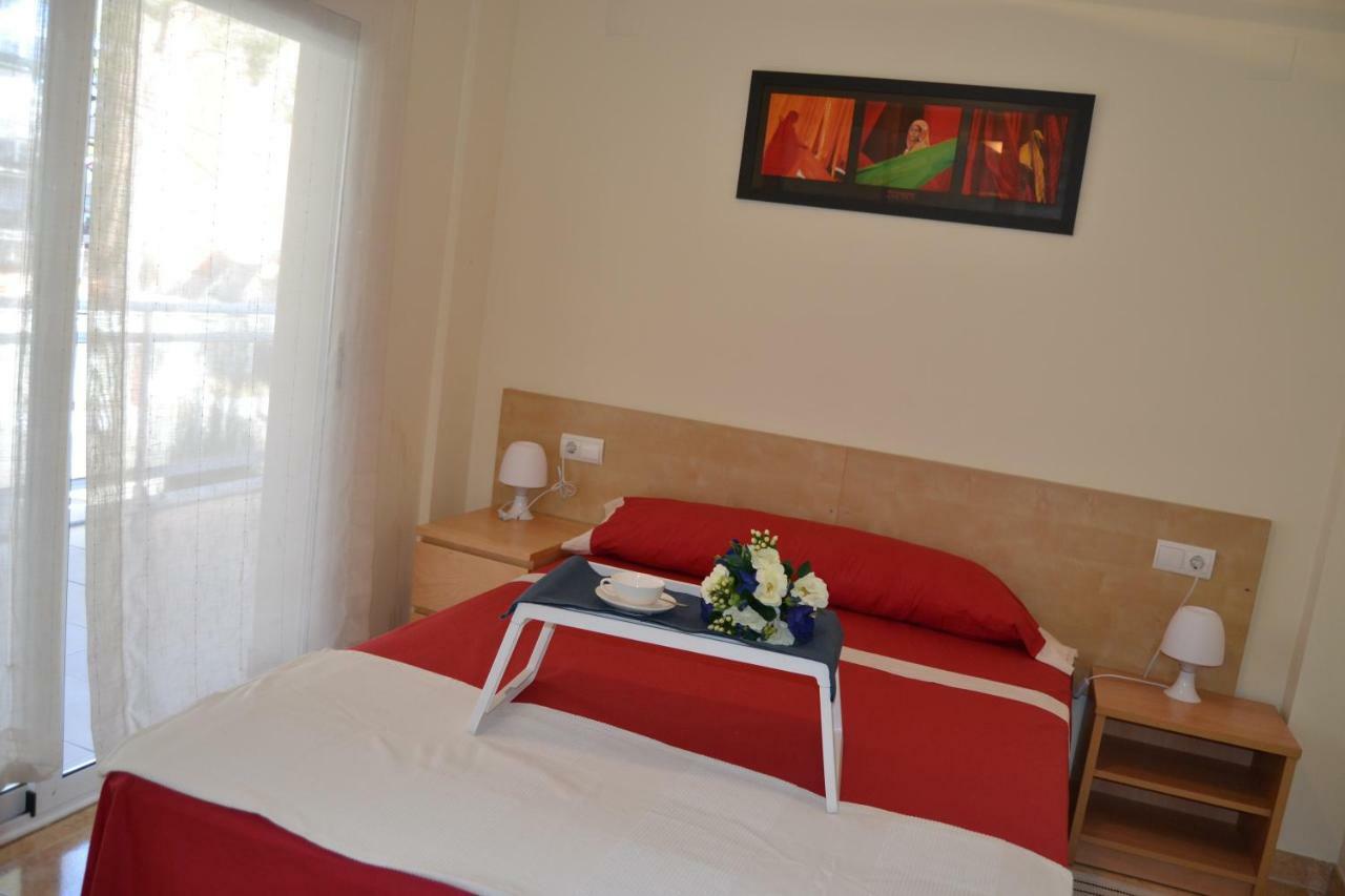 Luminoso Y Amplio Apartamento En Salou Con Piscina Lägenhet Exteriör bild