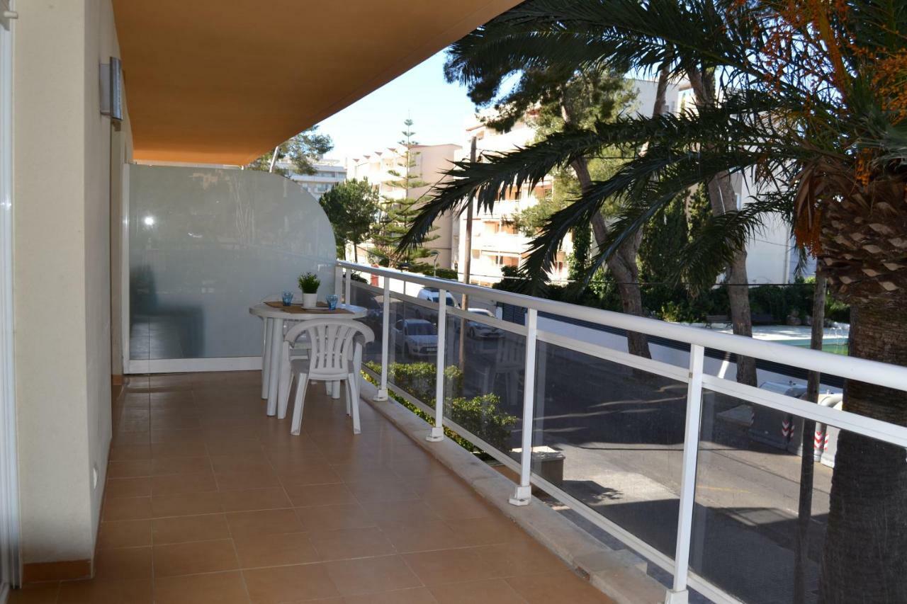 Luminoso Y Amplio Apartamento En Salou Con Piscina Lägenhet Exteriör bild